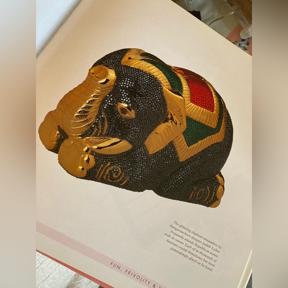 Handbags by Barbara G.S.Hagerty book - Picture 3 of 5